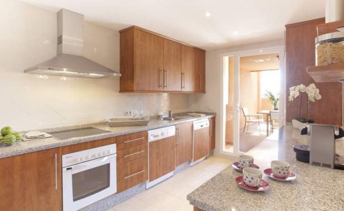 Image No.11-3 Bed Apartment for sale