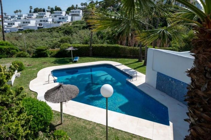 Image No.46-4 Bed Townhouse for sale