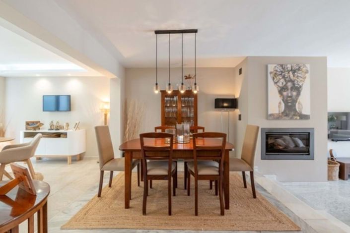 Image No.8-4 Bed Townhouse for sale