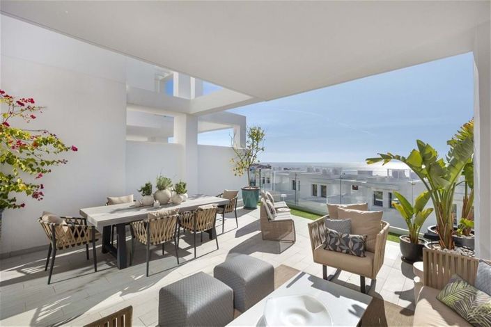 Image No.1-3 Bed Townhouse for sale