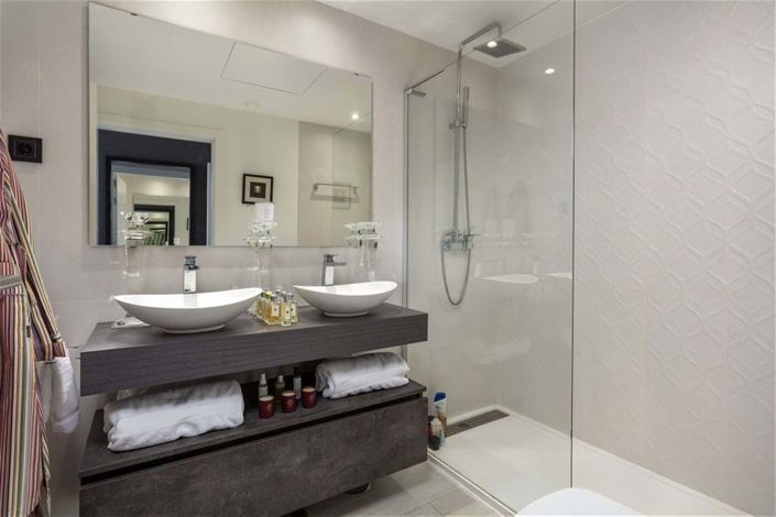 Image No.27-3 Bed Townhouse for sale