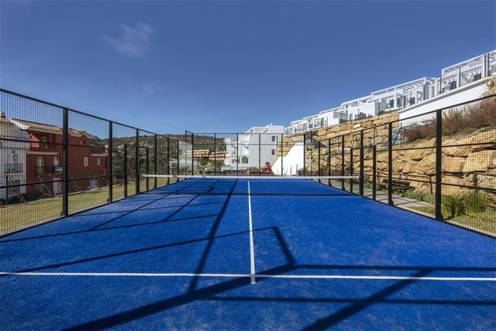 Image No.54-3 Bed Townhouse for sale