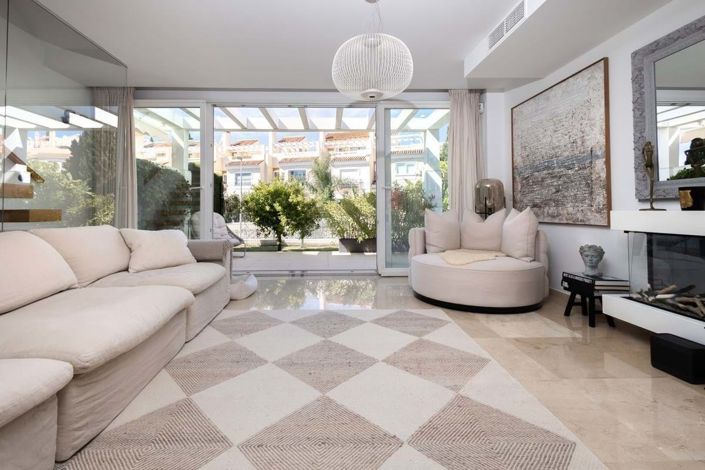 Image No.2-Jumelé de 4 chambres à vendre à Mijas Costa