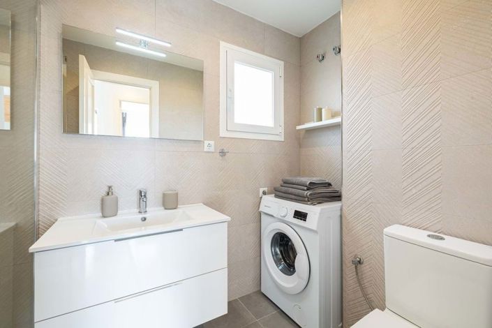 Image No.14-3 Bed Apartment for sale