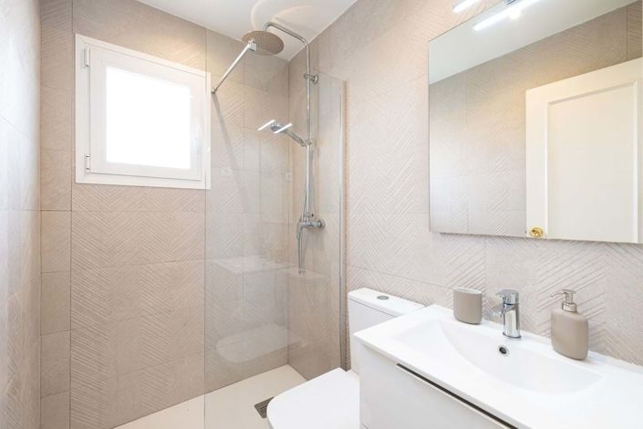 Image No.9-3 Bed Apartment for sale