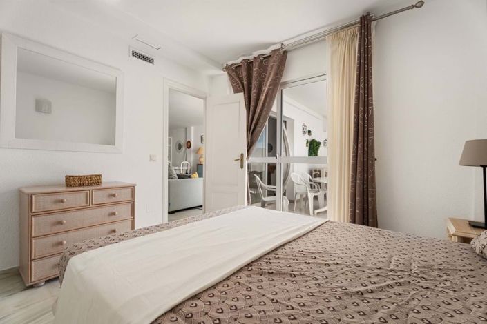 Image No.19-3 Bed Apartment for sale