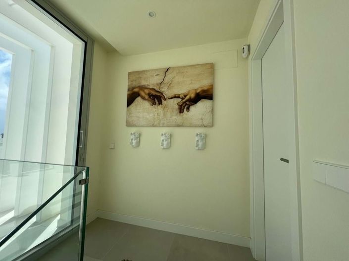 Image No.33-3 Bed Townhouse for sale