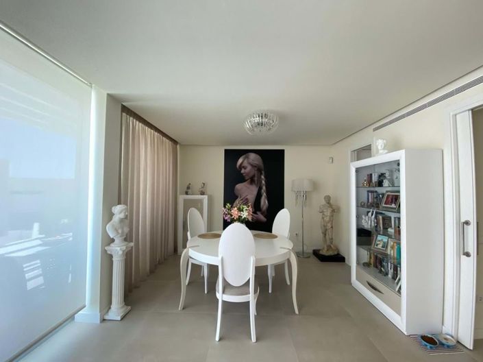 Image No.6-3 Bed Townhouse for sale