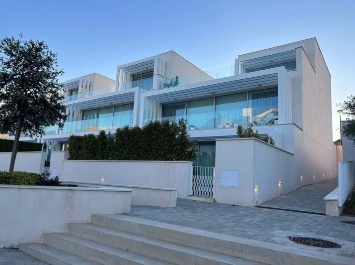 Image No.61-3 Bed Townhouse for sale