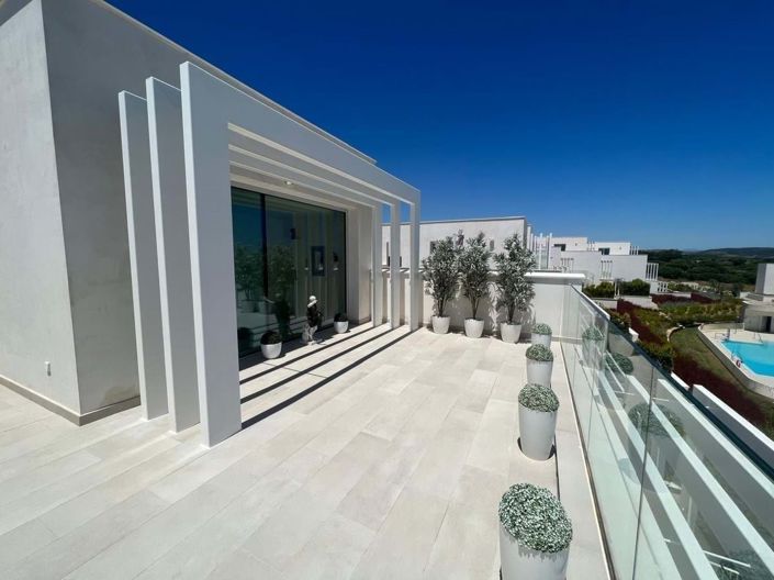 Image No.74-3 Bed Townhouse for sale