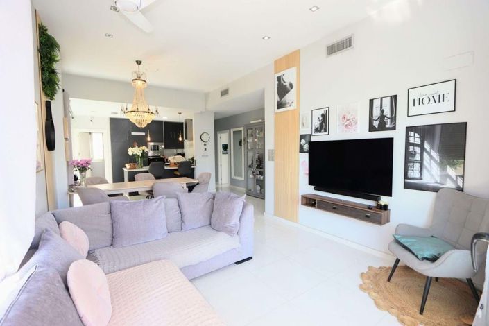 Image No.8-Maison de ville de 5 chambres à vendre à Villamartin