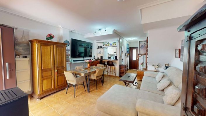 Image No.11-2 Bed Townhouse for sale