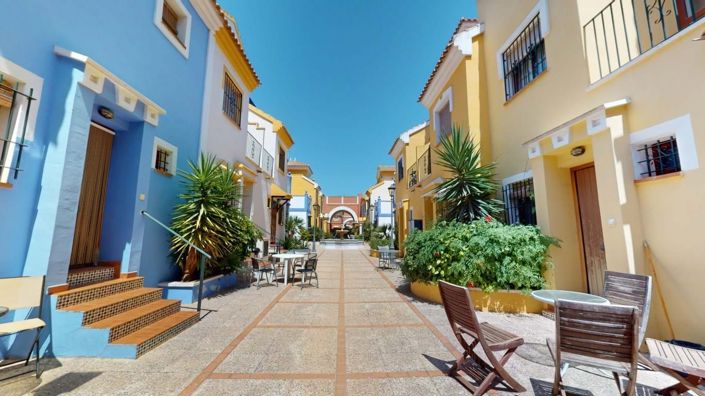 Image No.4-2 Bed Townhouse for sale