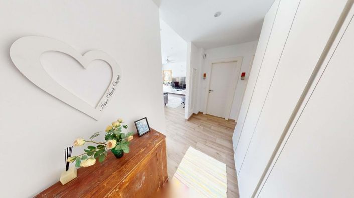 Image No.10-3 Bed Villa for sale