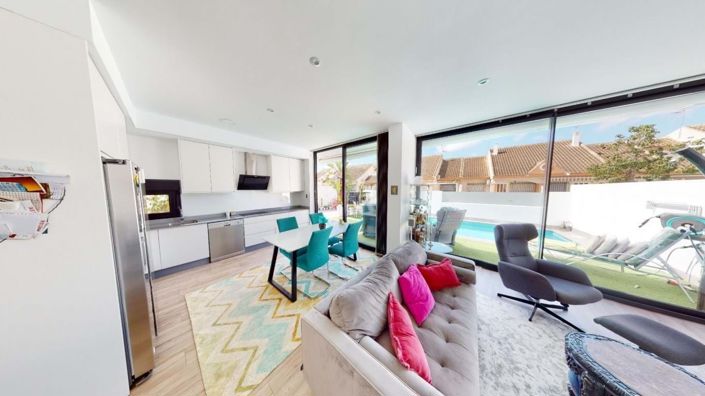 Image No.12-3 Bed Villa for sale