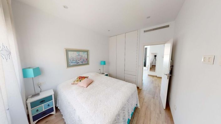 Image No.27-3 Bed Villa for sale