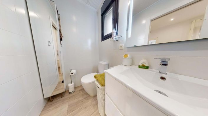 Image No.8-3 Bed Villa for sale