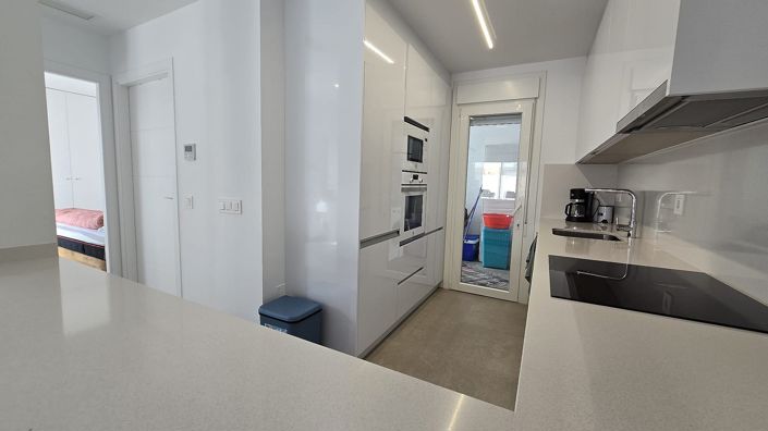 Image No.9-3 Bed Villa for sale