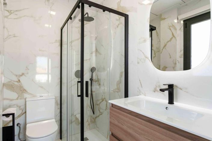 Image No.22-3 Bed Semi-Detached for sale