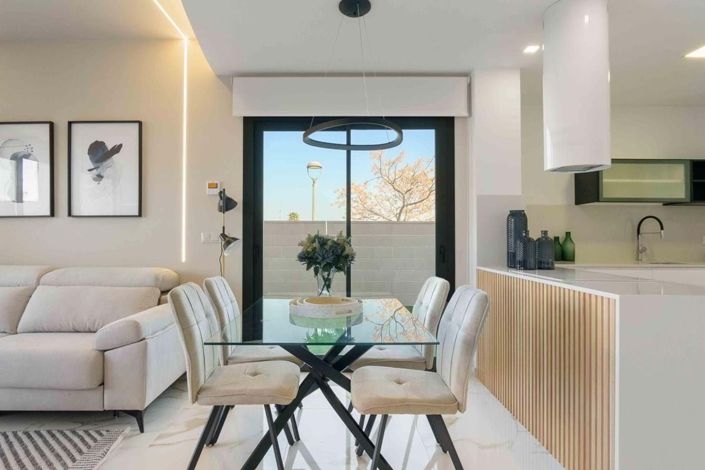 Image No.5-3 Bed Semi-Detached for sale