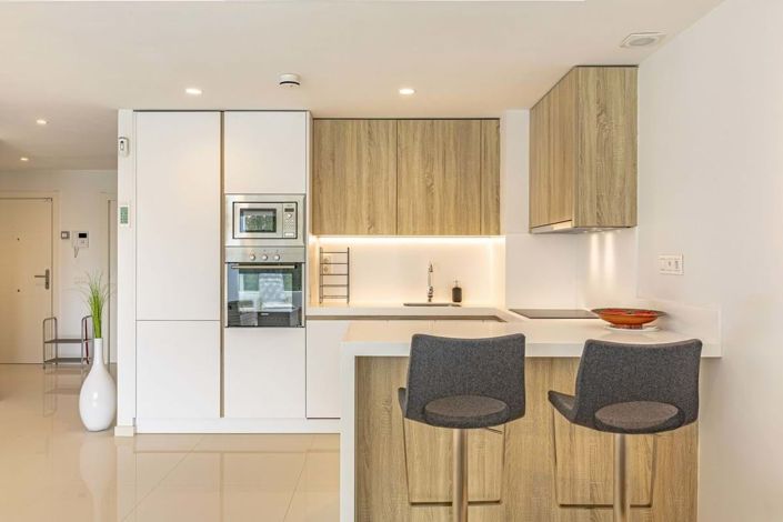 Image No.8-2 Bed Apartment for sale