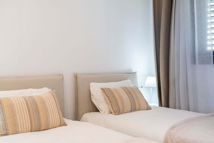 Image No.25-2 Bed Apartment for sale