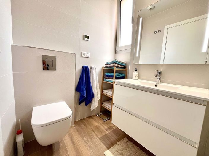 Image No.12-2 Bed Penthouse for sale