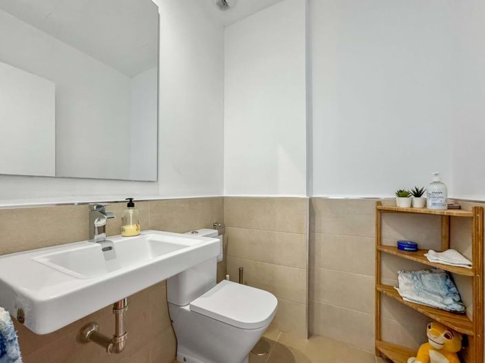 Image No.11-4 Bed Townhouse for sale