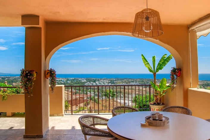 Image No.1-3 Bed Apartment for sale