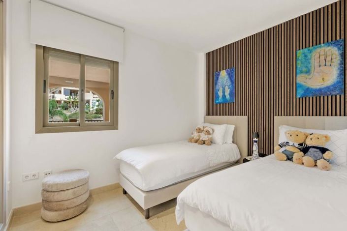 Image No.13-3 Bed Apartment for sale