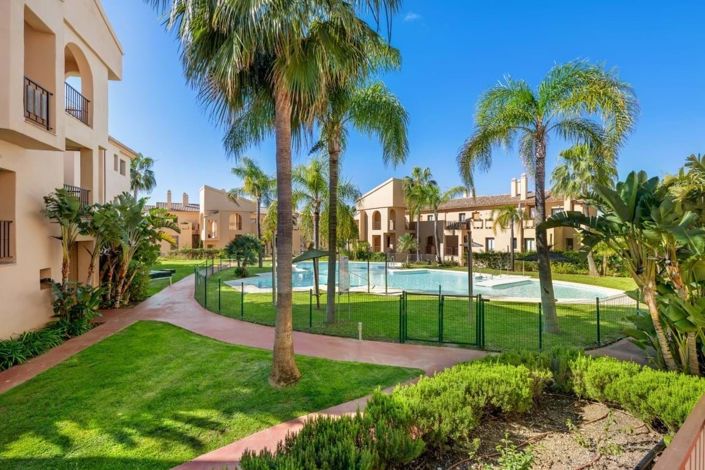 Image No.17-3 Bed Apartment for sale