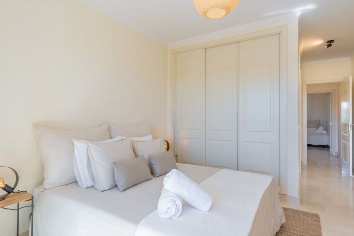 Image No.9-Appartement de 2 chambres à vendre à Estepona