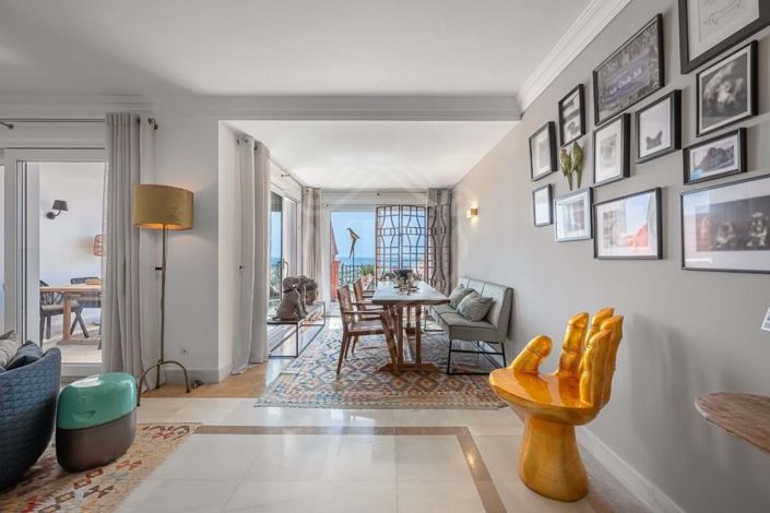 Image No.21-4 Bed Property for sale