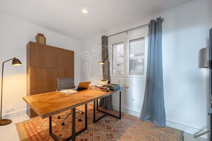 Image No.36-4 Bed Property for sale