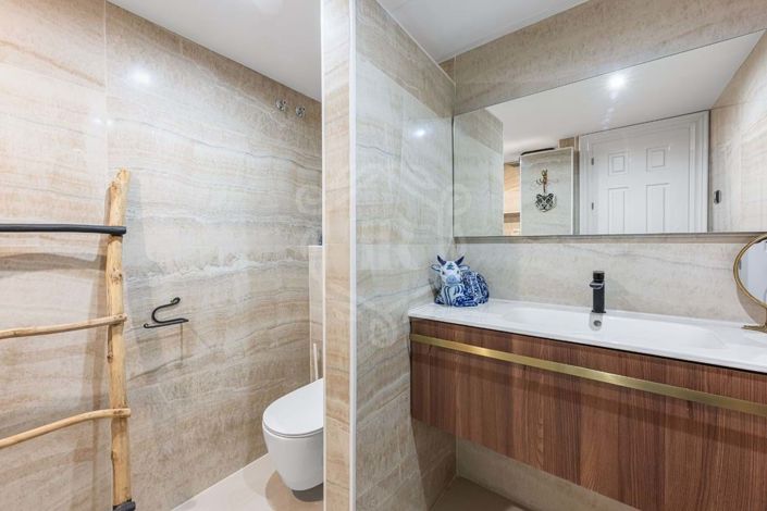 Image No.38-4 Bed Property for sale