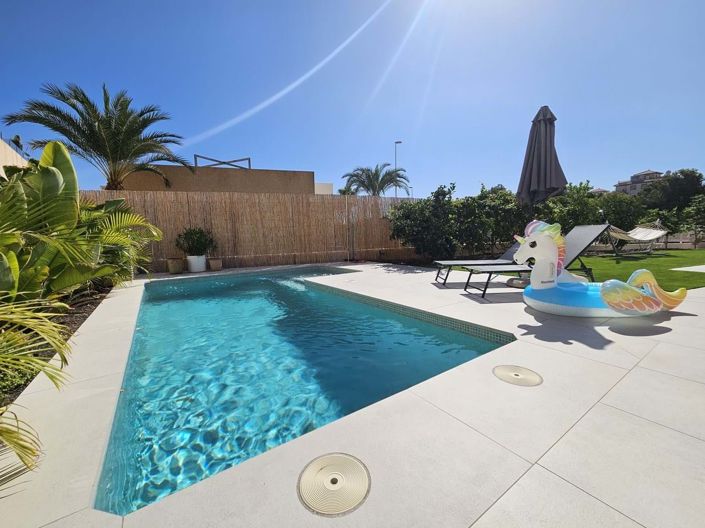 Image No.4-3 Bed Villa for sale