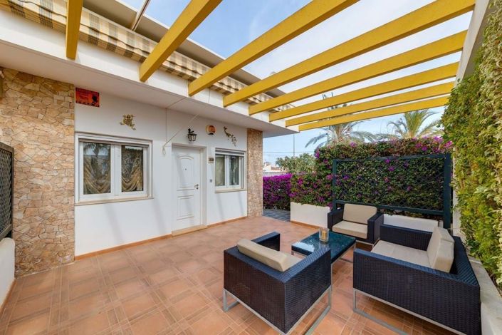 Image No.4-2 Bed Bungalow for sale