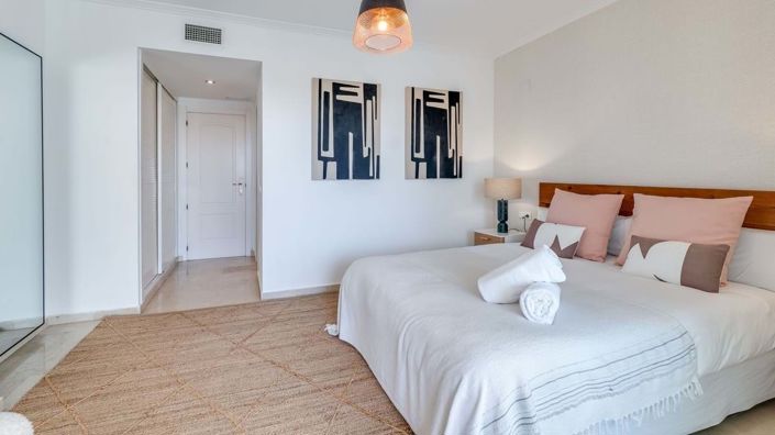 Image No.26-3 Bed Apartment for sale