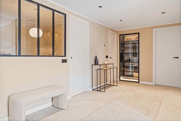 Image No.19-4 Bed Apartment for sale