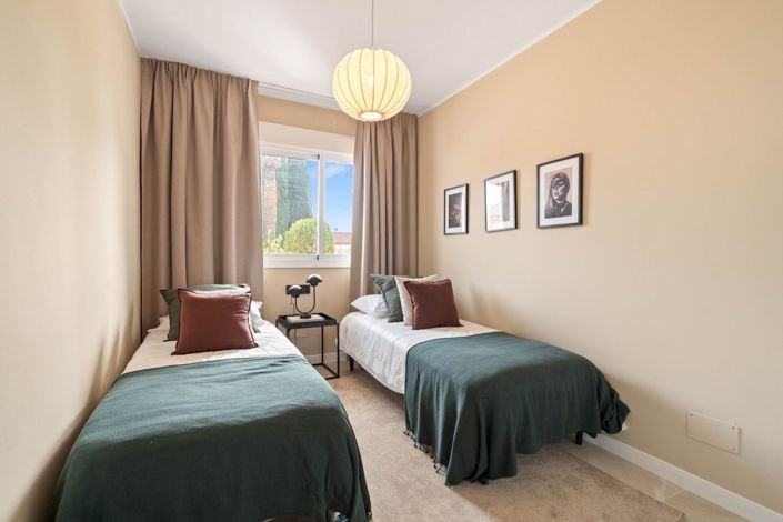 Image No.22-4 Bed Apartment for sale