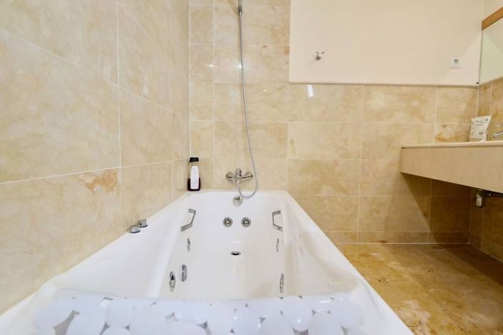 Image No.16-3 Bed Penthouse for sale