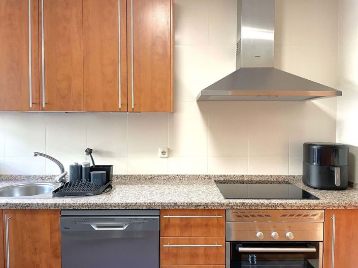 Image No.9-2 Bed Apartment for sale