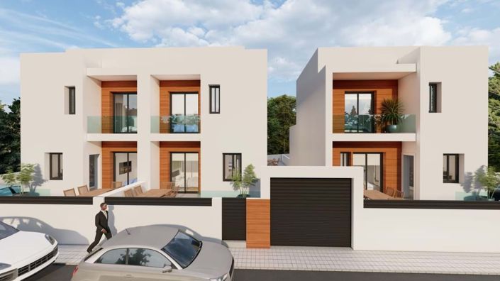 Image No.1-3 Bed Villa for sale