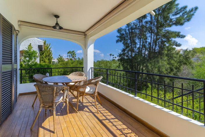 Image No.1-4 Bed Semi-Detached for sale