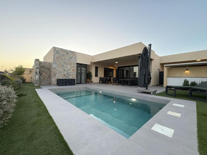 Image No.39-2 Bed Apartment for sale