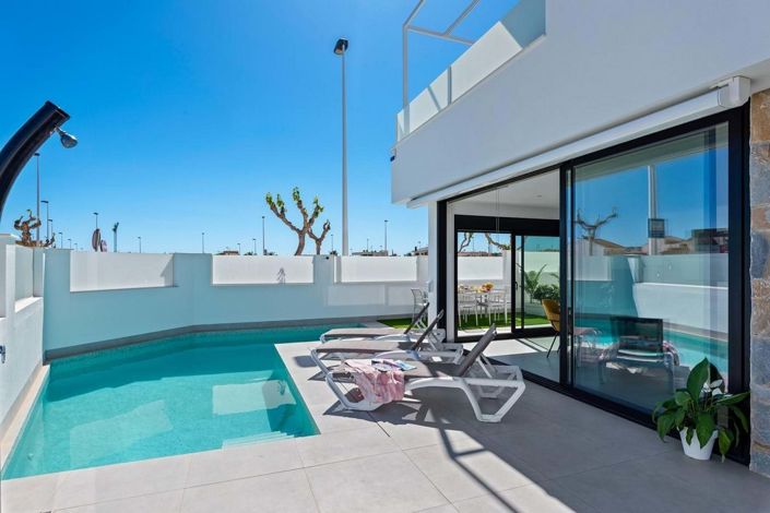 Image No.23-3 Bed Villa for sale