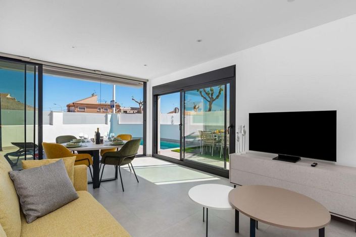 Image No.5-3 Bed Villa for sale