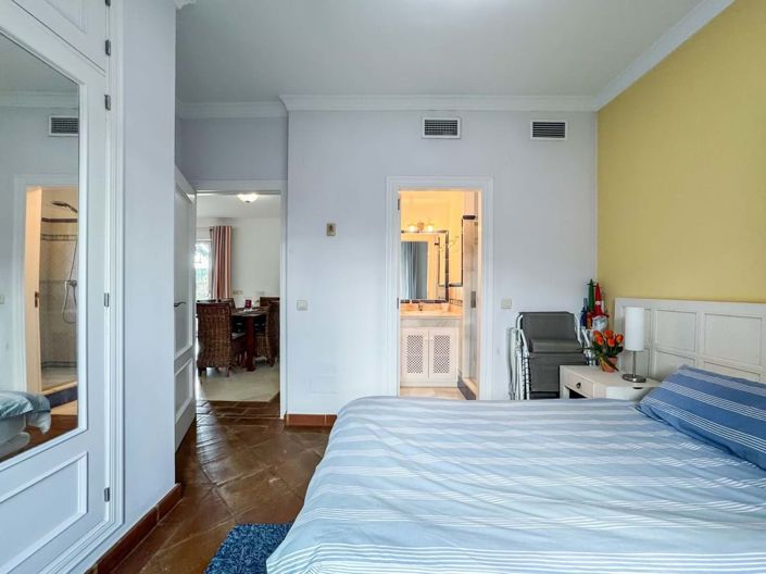 Image No.34-2 Bed Apartment for sale