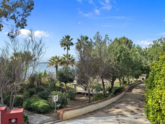 Image No.51-2 Bed Apartment for sale