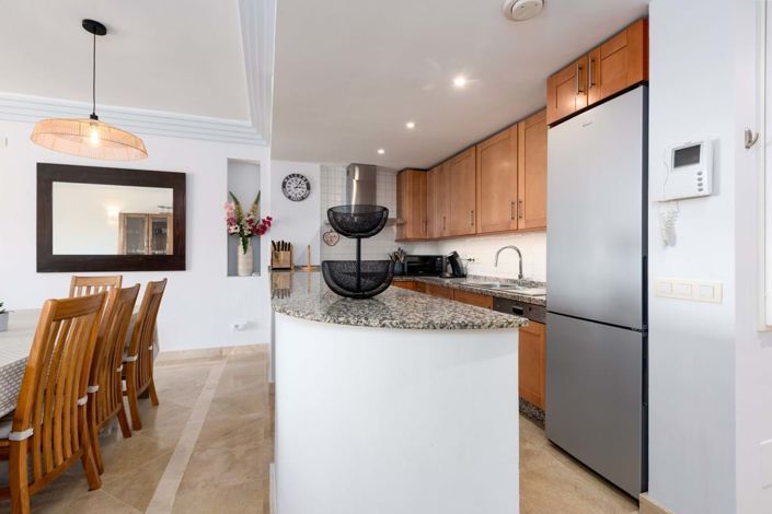 Image No.14-4 Bed Apartment for sale